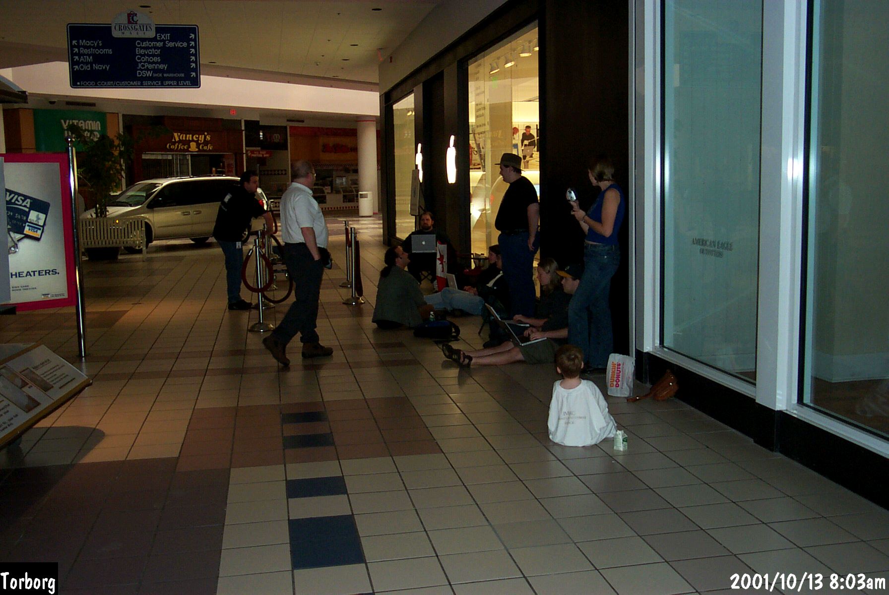 Crossgates Mall Apple Store grandopening