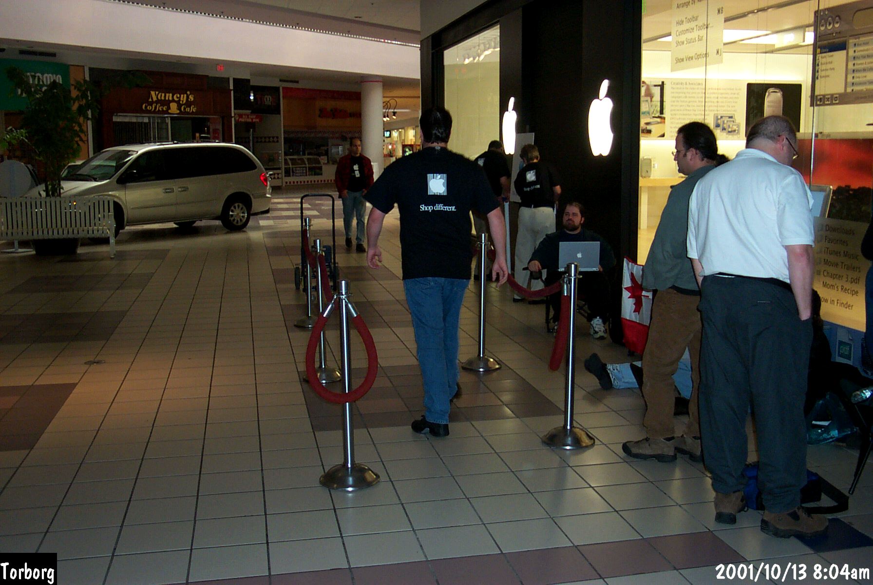 Crossgates Mall Apple Store grandopening