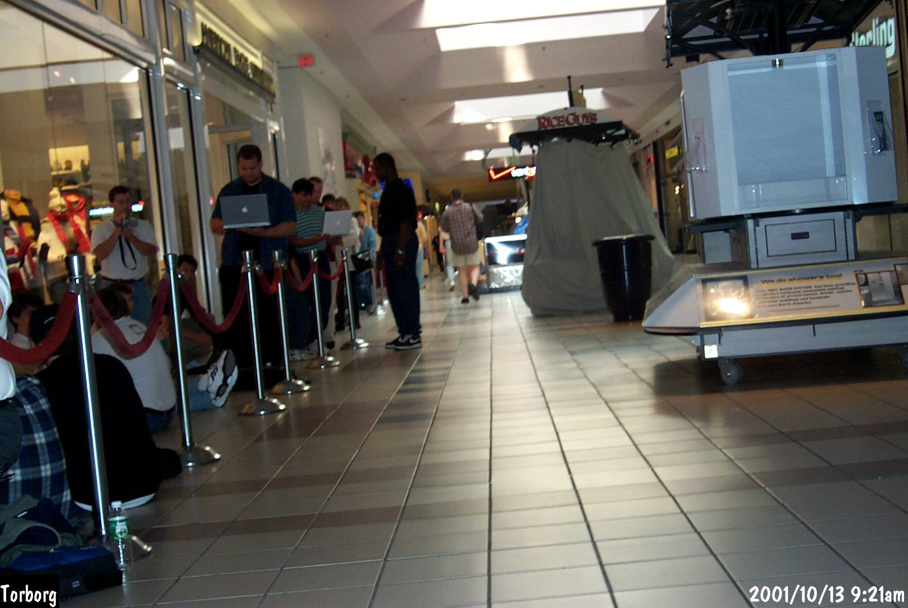 Crossgates Mall Apple Store grandopening