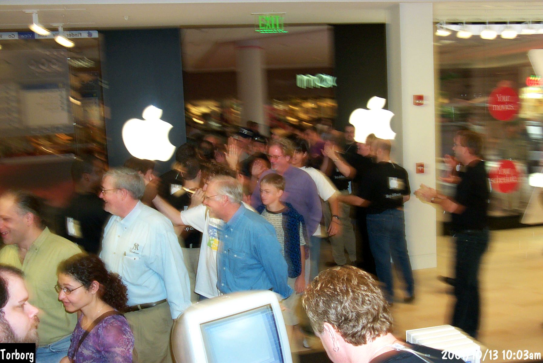 Crossgates Mall Apple Store grandopening